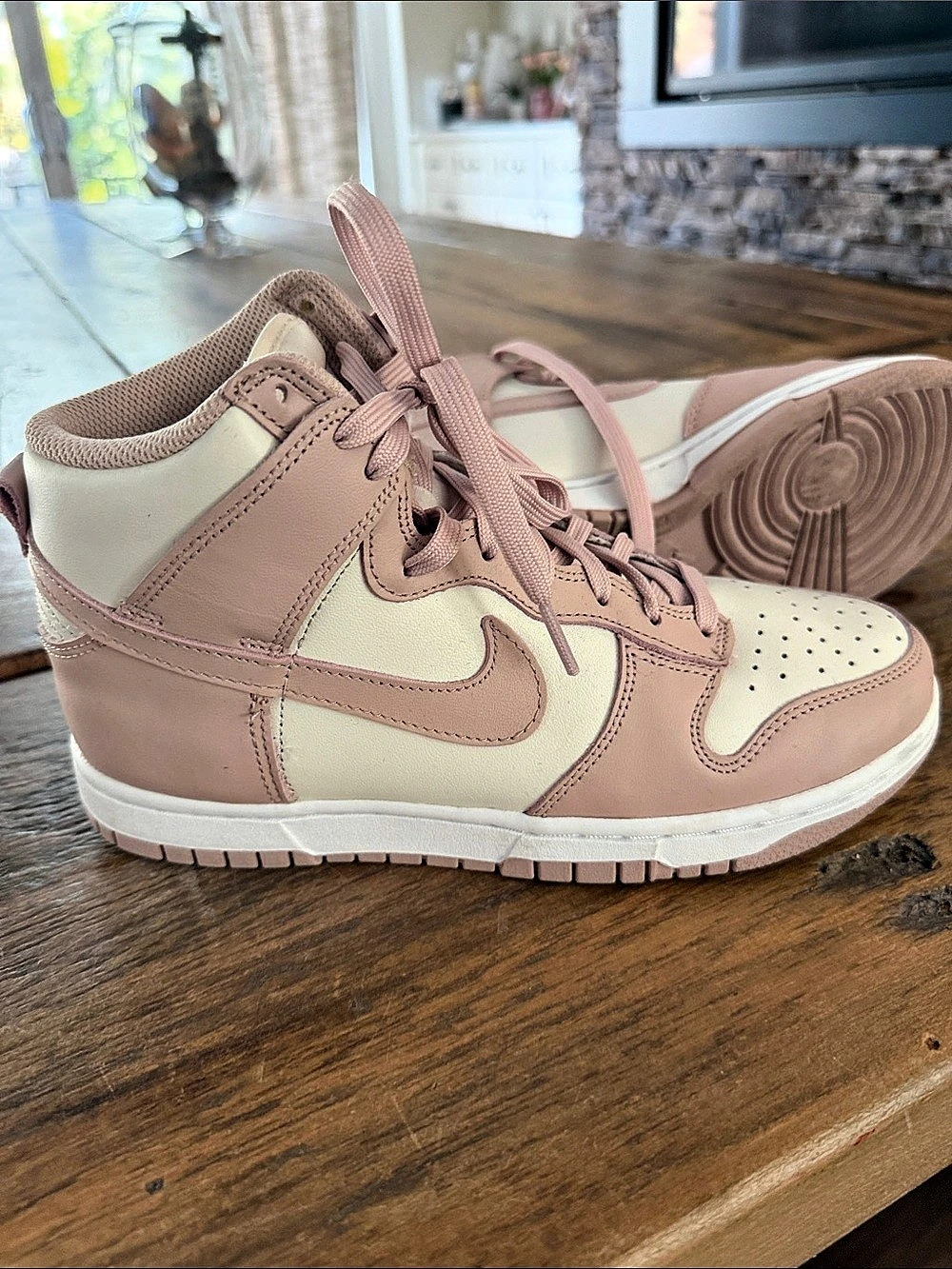 Nike Dunk High Pink & White Sneakers